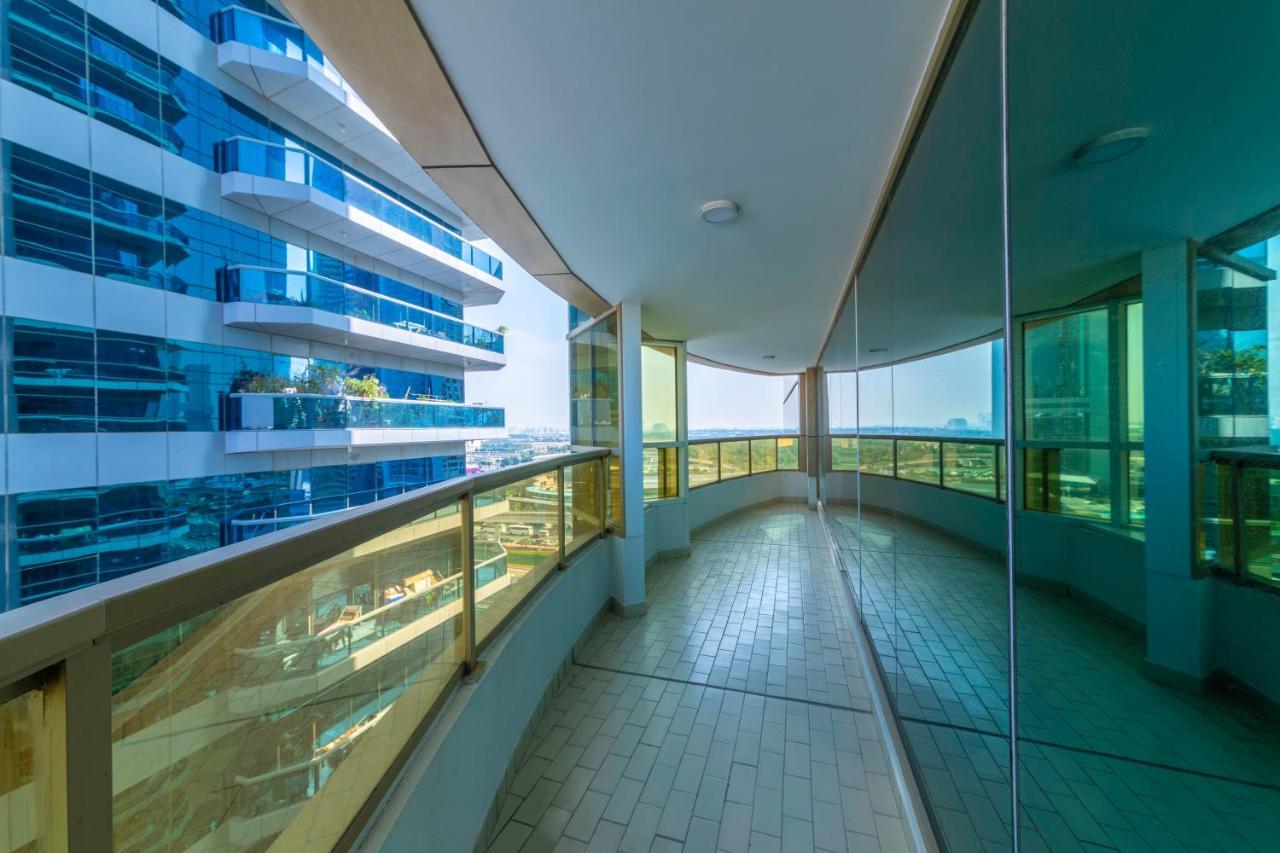 Maison Privee - Millennium Executive Tower Apartman Dubaj Kültér fotó